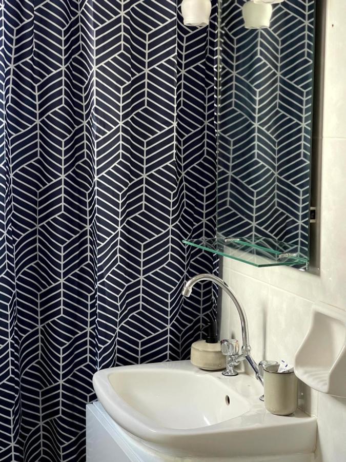 Η Ελπίδα Και Η Γιάννα Ξεκίνησαν Ένα Χώρο Cute Apartment Волос Екстериор снимка